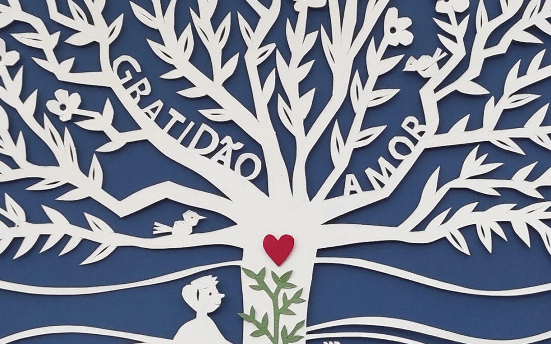 Crie a sua Árvore da Amizade em papercut: um guia criativo